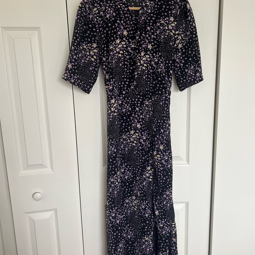 Missguided Elegant Floral Women's Dress - Purple size 8 runs very small
